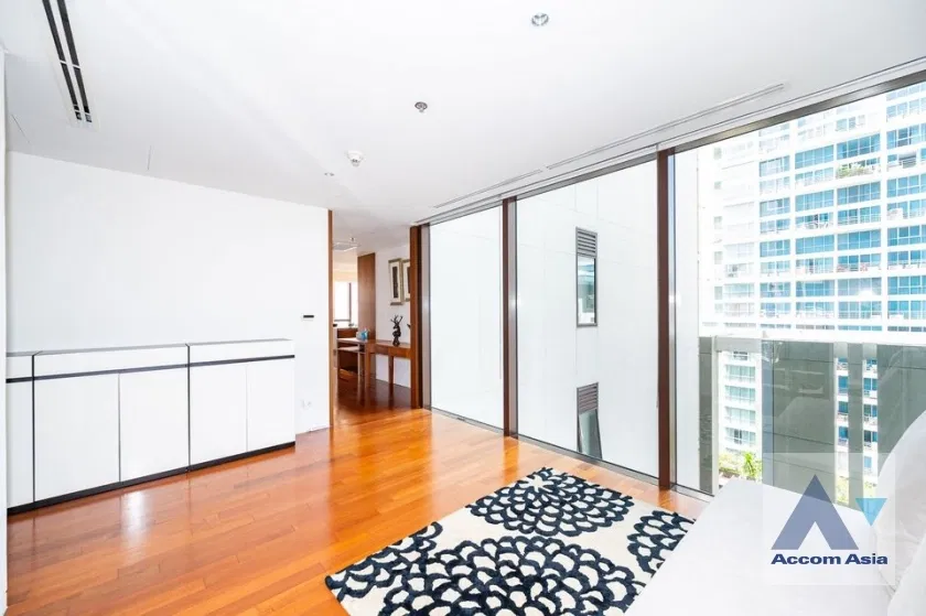 รูป 🔼🔽 AccomA 📩  2 BR Condominium @Hansar Residence (AA38595) - รูปที่ 12/18