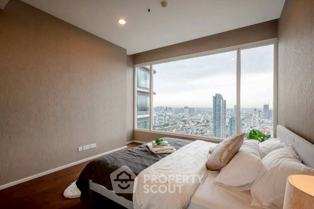 picture 2-BR Condo at Menam Residences in Wat Phraya Krai (ID 2333365) - 1/7
