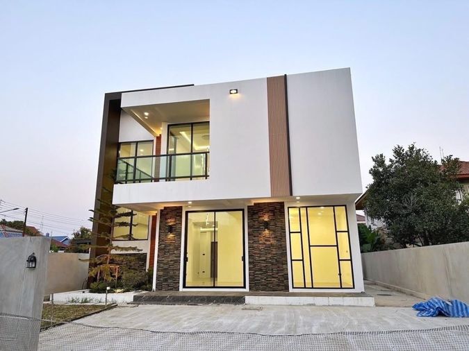🏡 ขายบ้านใหม่สร้างเสร็จ – โซนสันพระเนตร ใกล้เมือง น้ำไม่ท่วม ดีไซน์หรู สร้างหลังเดียวไม่ซ้ำใคร ทำเลทอง ✨