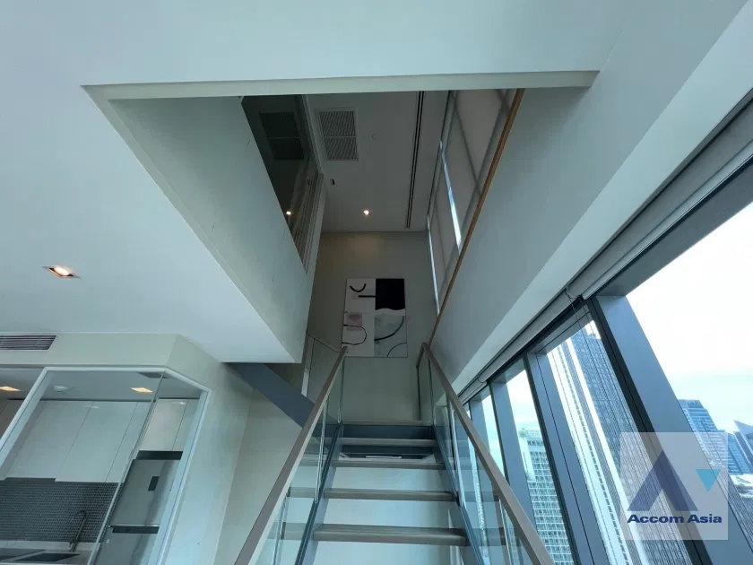 รูป 🔼🔽 AccomA 📩 Duplex Condo 2 BR Condominium @The Room Sukhumvit 21 (13001650) - รูปที่ 6/17