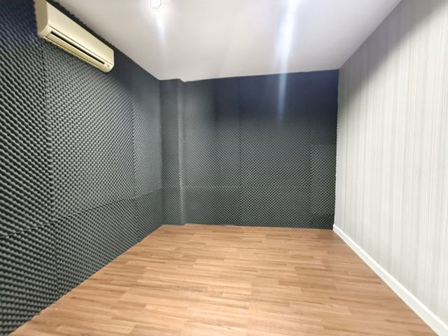 รูป 6นอน ARL บ้านทับช้าง 1.2 กม.ให้เช่าคฤหาสน์ บ้านเดี่ยว 2 ชั้น 92 ตร.วา. 302ตร.ม. วงแหวนพระราม9 พัฒนาการ - รูปที่ 4/8