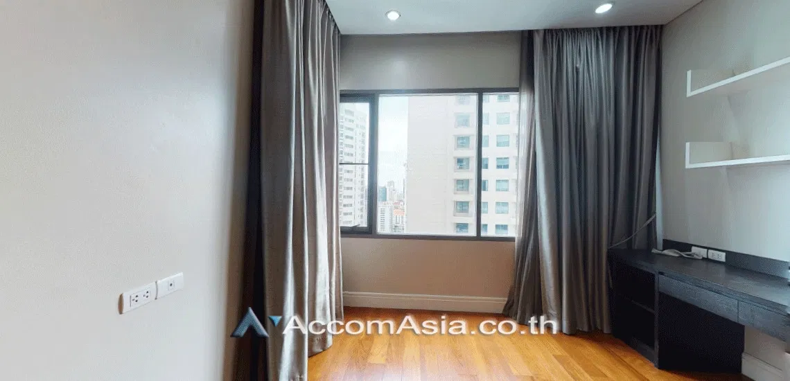 รูป 🔼🔽 AccomA 📩 Duplex Condo,Double High Ceiling 3 BR Condominium @Bright Sukhumvit 24 (AA13274) - รูปที่ 5/10