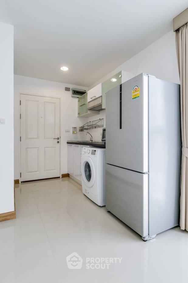 picture 2-BR Condo at The Link Sukhumvit 64 near BTS Punnawithi (ID 380966) - 6/12