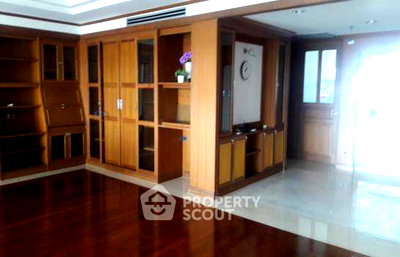 Condos for rent : 2-BR Condo at Polo Park Condominium near MRT Lumphini (ID 211116)