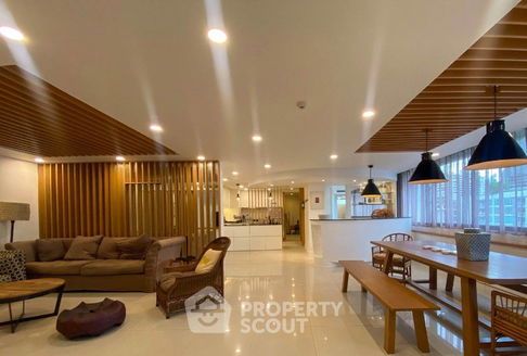 3-BR Condo at Sukhumvit Casa Condominium near BTS Asok (ID 1729993)