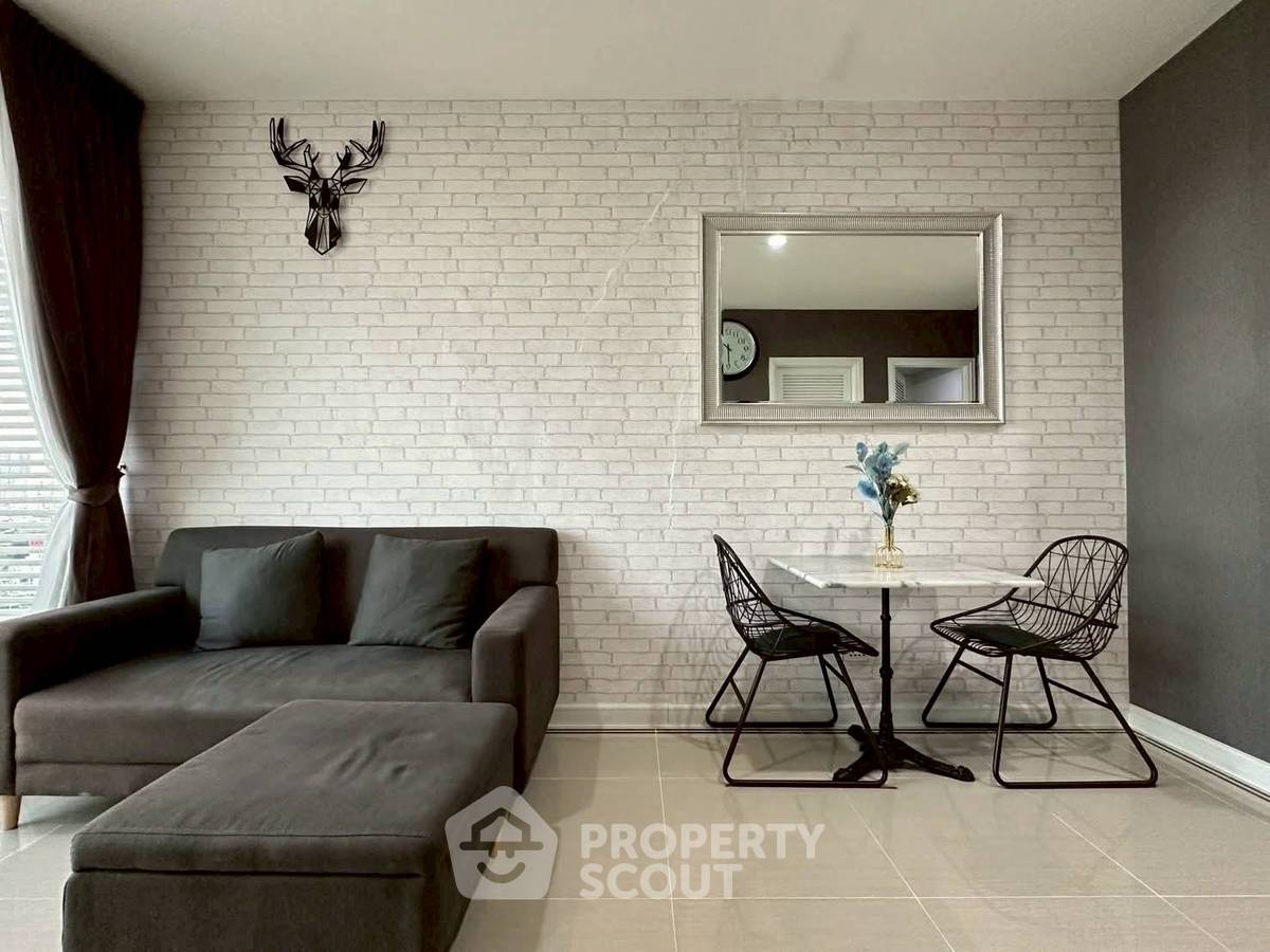 picture 1-BR Condo at T.c. Green Rama 9 near MRT Phra Ram 9 (ID 2326915) - 6/16