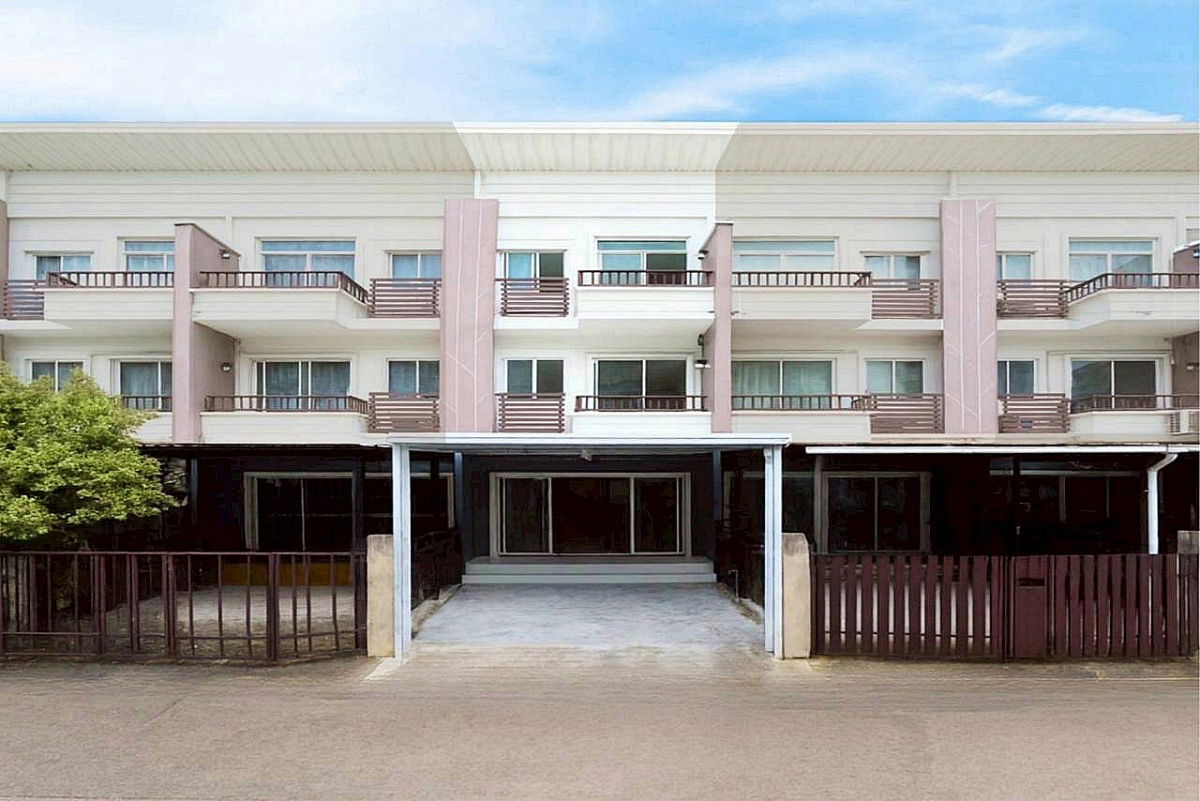 รูป หมู่บ้านศุภาลัย พรีโม่ พระราม 2  จอมทอง  ทาวน์โฮม 3 ชั้น รีโนเวทใหม่  ใกล้เซ็นทรัล พระราม 2 - รูปที่ 1/29