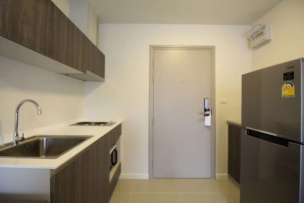 picture ✅For sale: Condo Rin, with tenant, 2nd floor, Building A, 33 sq m, 2.5 million baht. ☎️064-792-4426 (Ben) - 2/9