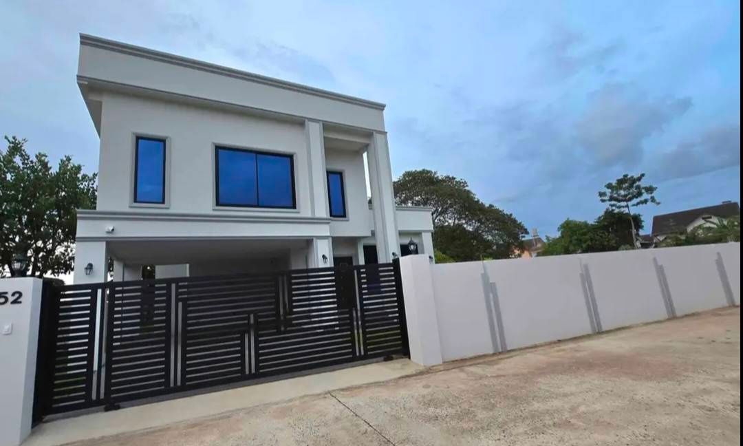 รูป ขายบ้านใหม่ ใกล้เซ็นทรัลเฟสฯ เชียงใหม่ เข้า-ออกสะดวก ไม่มีค่าส่วนกลาง (ดูแลโดยเทศบาล) T.0946511456 - รูปที่ 4/10