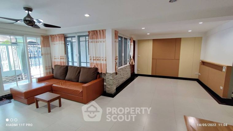 3-bed house for rent, 150.2 sqm, 42.5 sq wah, Khlong Toei