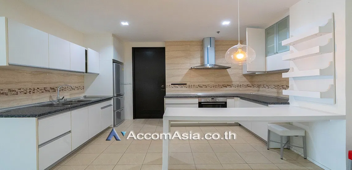 picture 🔼🔽 AccomA 📩 Spacious condo with balcony and city views at The Madison ( 1511356 ) - 3/11