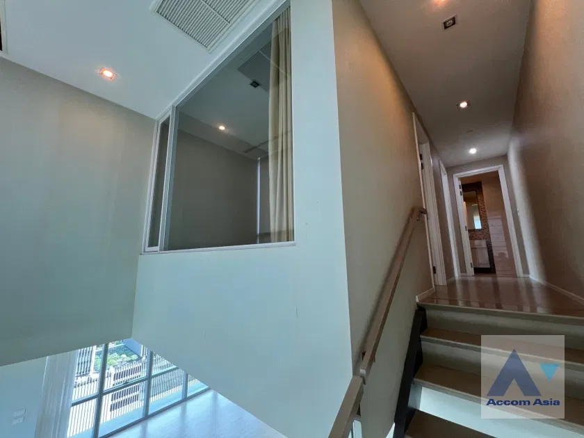 รูป 🔼🔽 AccomA 📩 Duplex Condo 2 BR Condominium @The Room Sukhumvit 21 (13001650) - รูปที่ 7/17