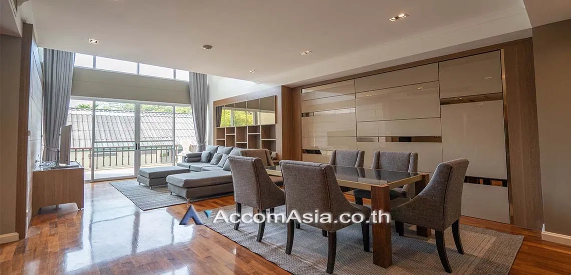 picture 🔼🔽 AccomA 📩 Duplex Condo 3 BR Condominium @Cadogan Private Residence (13000282) - 1/12
