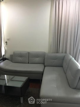 2-BR Condo at Wind Sukhumvit 23 near BTS Asok (ID 1806206)