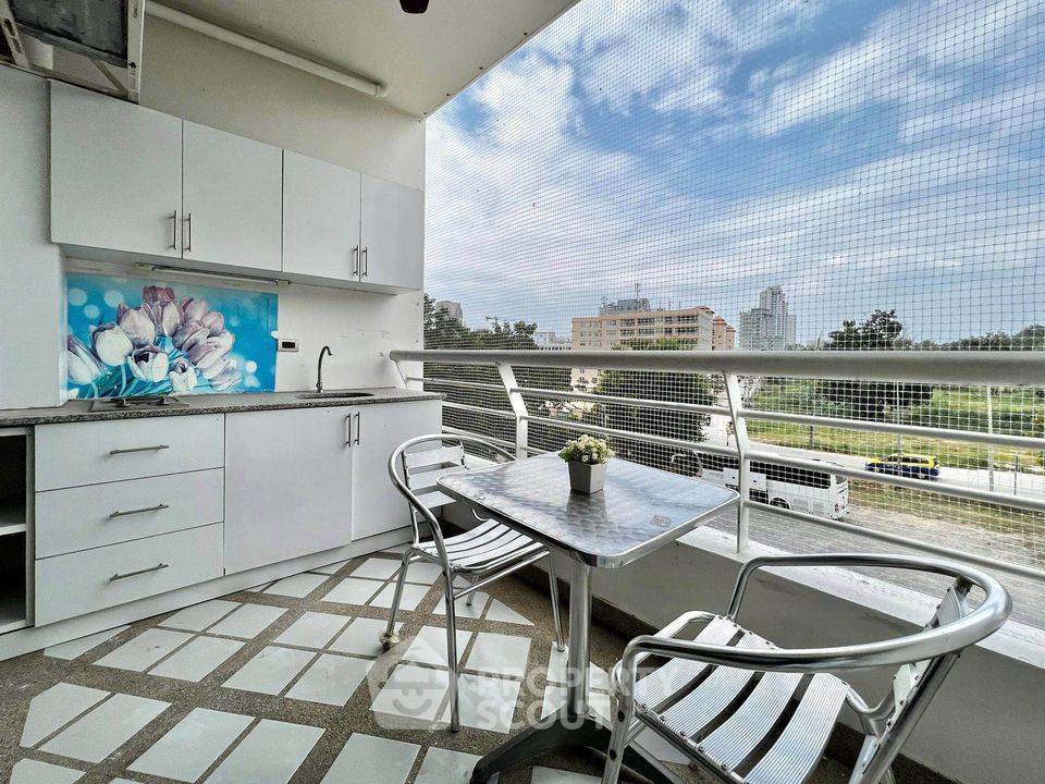 picture 1-BR Condo at Pattaya Hill Resort Pratumnak close to Phratamnak (ID 1163142) - 16/19