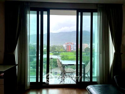 Condos for sale 700 Year Sports Arena Chiang Mai : 1-BR Condo at The Nimmana close to Nimmanhaemin (ID 2335557)