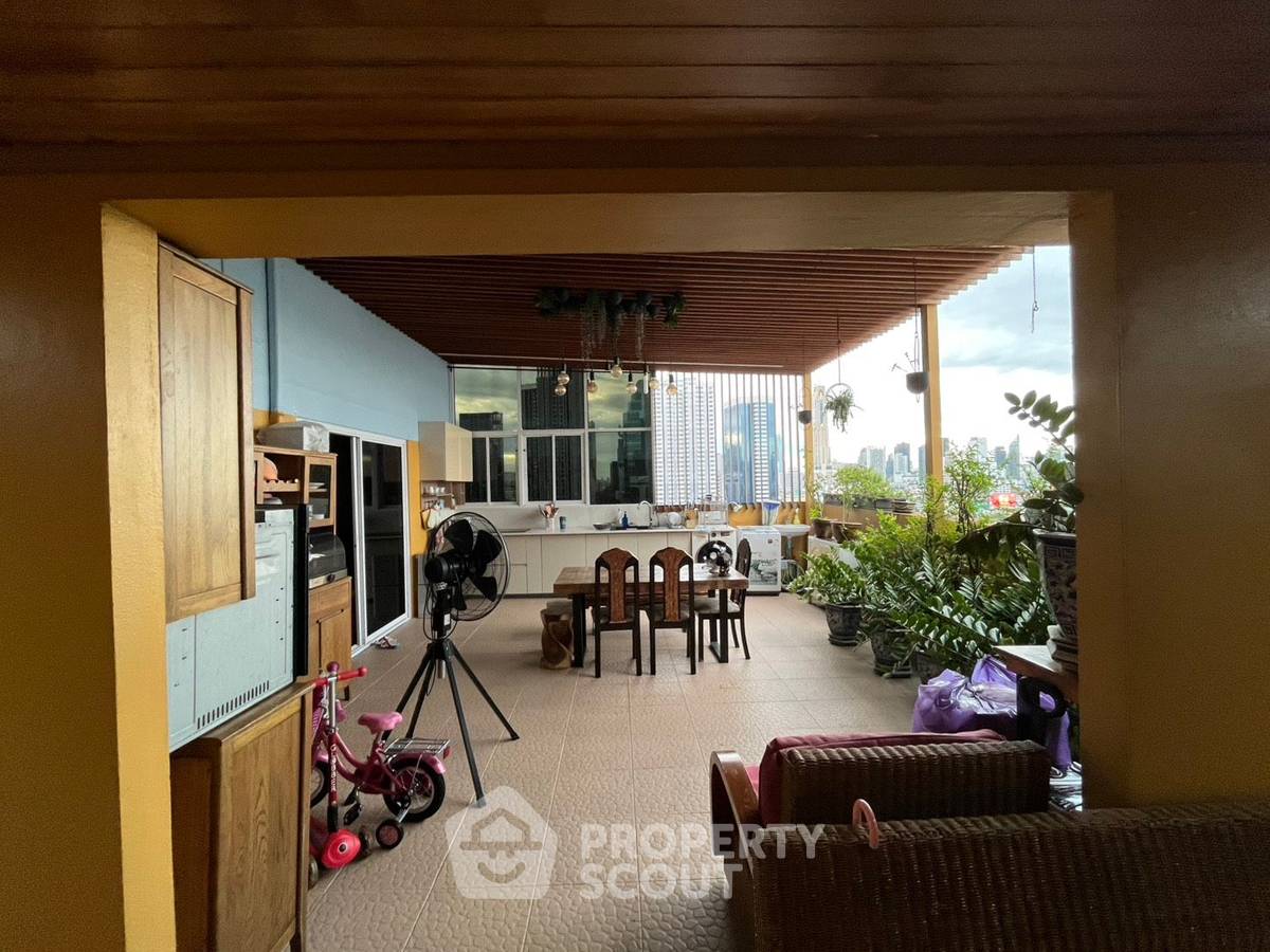 รูป คอนโด 7-ห้องนอน ที่ เฟิร์สทาวเวอร์ คอนโดมิเนียม ใกล้ BTS เพลินจิต (ID 2335629) - รูปที่ 15/15