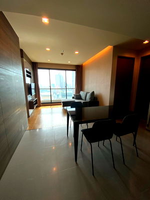 คอนโด BTS เซนต์หลุยส์ : ขายพร้อมผู้เช่า The Address สาทร #2Bed #ขาย 11.5 ล้าน