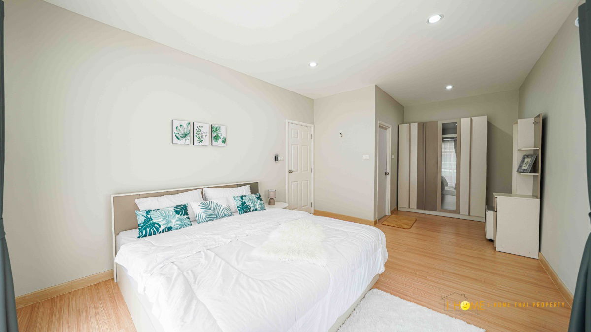 รูป ให้เช่าบ้านเดี่ยว 2 ชั้น  3 ห้องนอน 3 ห้องนำ้  1  ห้องครัว  2  ที่จอดรถ - รูปที่ 32/36