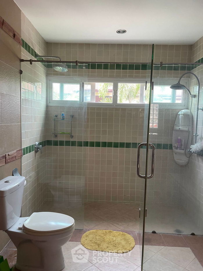 รูป วิลล่า 5-ห้องนอน ใกล้ พัทยาตะวันออก (ID 2335405) - รูปที่ 21/32