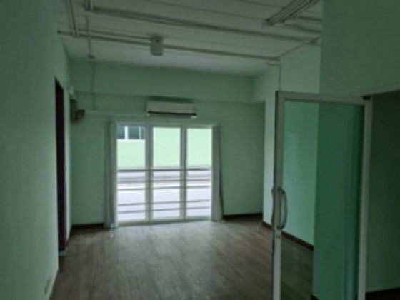 รูป ให้เช่าอาคารสำนักงาน 4 ชั้น ซอยอ่อนนุช 66 พื้นที่ใช้สอยรวม 484 ตารางเมตร จอดรถ 6-7 คัน ทำเลดีมาก - รูปที่ 10/13