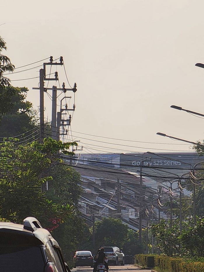 picture Land with 2-Story House for Sale: Prime Location Next to BTS Green Line - 5/10