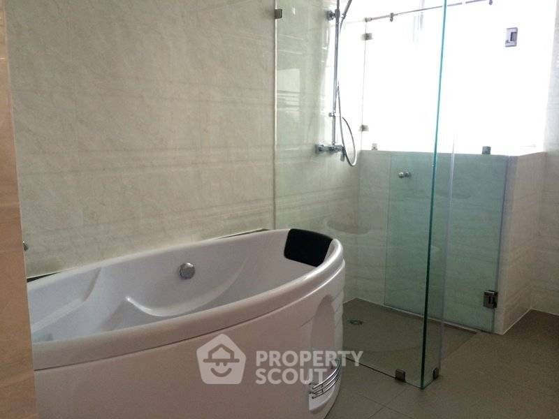 รูป คอนโด 3-ห้องนอน ที่ เพรสซิเดนท์ ปาร์ค คอนโดมิเนี่ยม ใกล้ MRT ศูนย์การประชุมแห่งชาติสิริกิติ์ (ID 515379) - รูปที่ 8/11