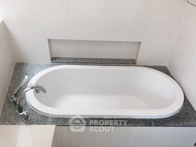 รูป คอนโด 3-ห้องนอน ที่ มิลเลนเนียม เรสซิเด้นส์ แอท สุขุมวิท คอนโดมิเนียม ใกล้ BTS พร้อมพงษ์ (ID 513150) - รูปที่ 13/13