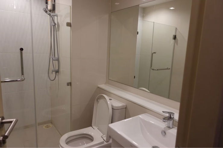 รูป 🔵⚪️ "For Rent" Life ladprao-ห้องมุมหายาก -แต่งเต็มเฟอร์ครบ-ต่อรองได้->> line id:@Arunestate 🔵⚪️ - รูปที่ 8/11