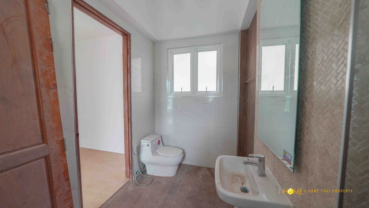 picture Two storey Pool villa  for rent with 5 bedrooms, 5 bathrooms. - 25/31
