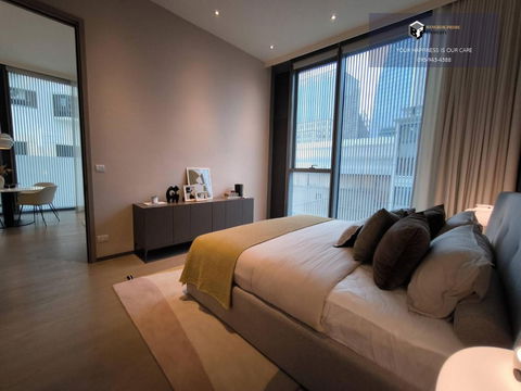 Scope Langsuan 🌟 Experience premium living with spacious rooms, beautifully decorated interiors, and breathtaking city views. #202408207486