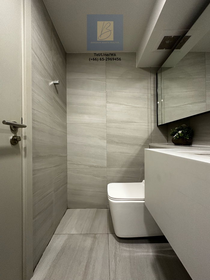 picture Luxury duplex condo near Chula and Silom. Fully furnished, featuring a comfortable couch and mattress. - 12/30
