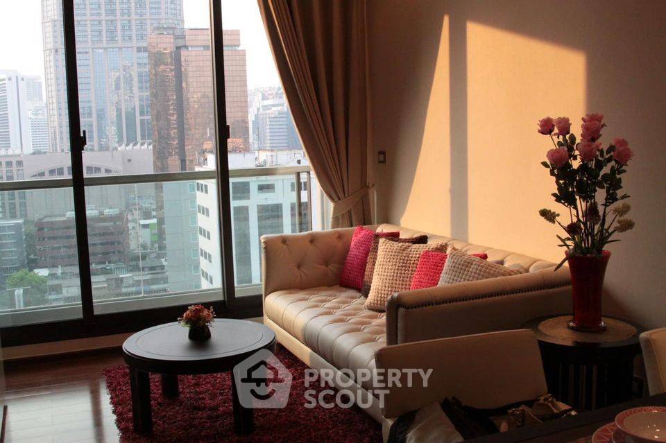 รูป คอนโด 1-ห้องนอน ที่ ดิ แอดเดรส สุขุมวิท 28 ใกล้ BTS พร้อมพงษ์ (ID 738310) - รูปที่ 3/7