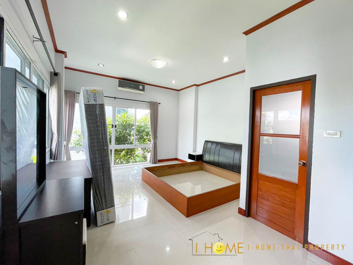 รูป บ้านเดี่ยวสองชั้นพร้อมสระว่ายน้ำส่วนตัว    6ห้องนอน  7ห้องน้ำ   1ห้องครัว  1ห้องรับแขก   - รูปที่ 41/80