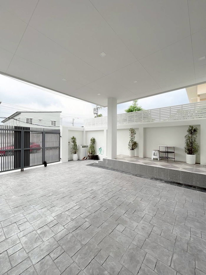 picture For rent, for lease, single house, Krungthep Kreetha, beautiful house, ready to move in, cheap price. Line: @951qfbfi - 5/21