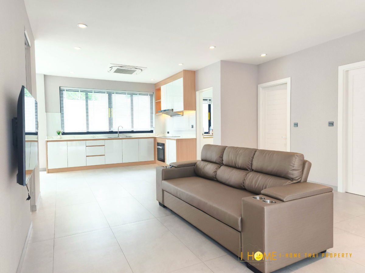 picture Two-storey pool villa for rent with 4 bedrooms,5 toilets and 1 kitchen.  - 18/63