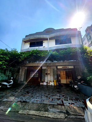 โฮมออฟฟิศ ถนนลาดพร้าว : 66030 ขายโฮมออฟฟิศ ซอยลาดพร้าว80 (จันทิมา3) ขายตามสภาพ 