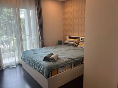 The  vidi condominium for sale very near Maya mall and Nimman road Tel. 082-389-9314 (Boo)