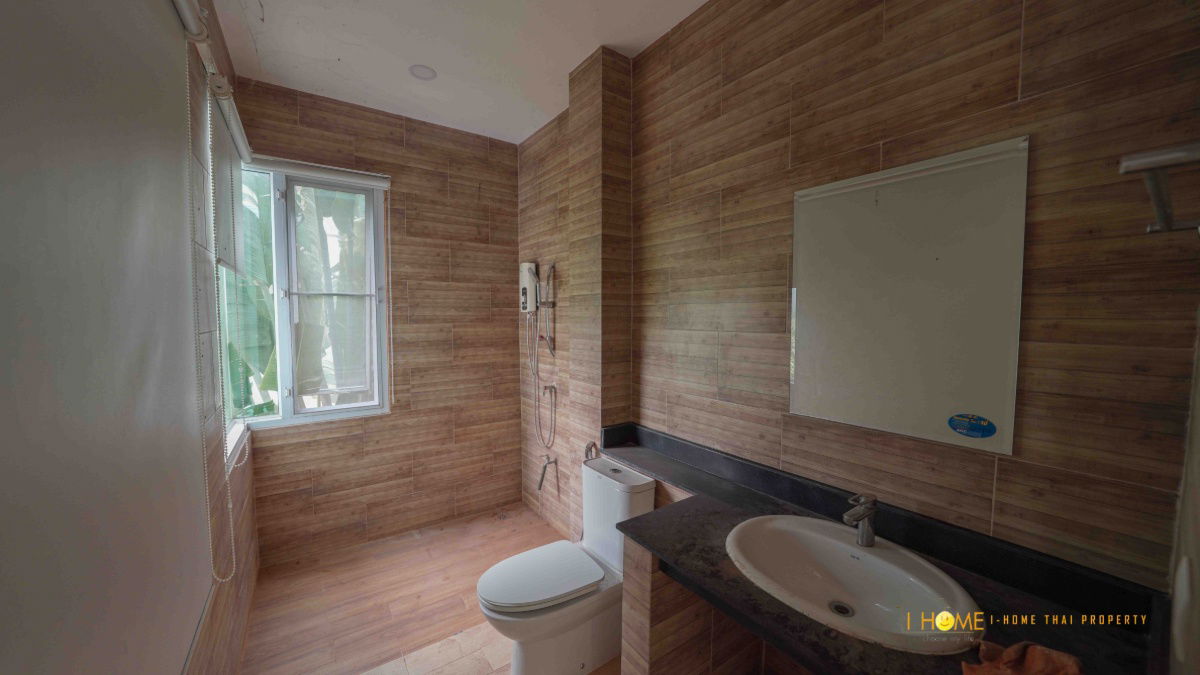 picture Two storey Pool villa  for rent with 5 bedrooms, 5 bathrooms. - 18/31