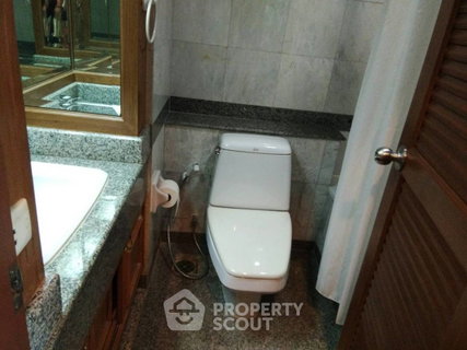 รูปภาพ คอนโด 1-ห้องนอน ที่ เพรซิเดนท์ เพลส ใกล้ BTS ชิดลม (ID 882269)