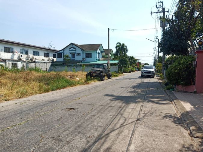 Land for sale, 168 sq wah, Khlong Sam Wa
