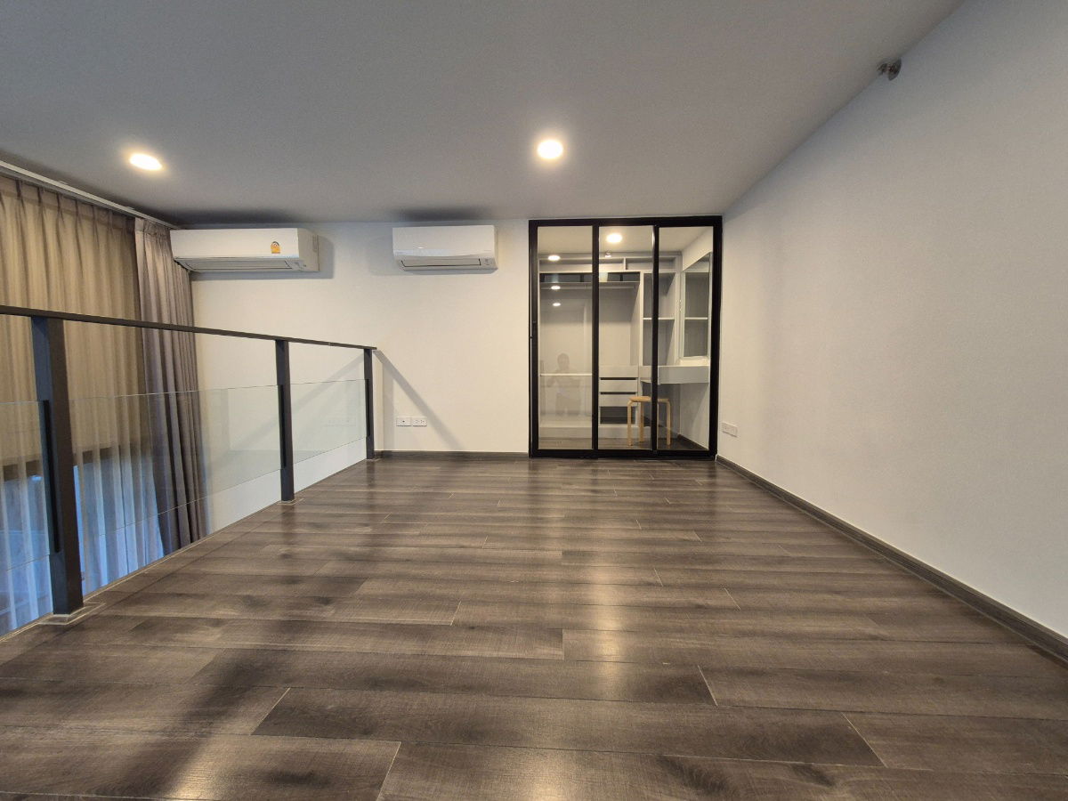 รูป ✅️( DUPLEX!! ) 2 Bedroom 55 ตรม. Knightsbridge Space Rama 9 ใกล้ MRT พระราม 9 - รูปที่ 6/11