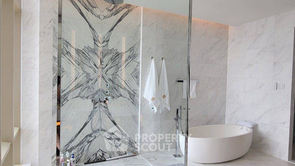 รูป คอนโด 3-ห้องนอน ที่ โฟร์ซีซัน ไพรเวท เรสซิเดนซ์ กรุงเทพมหานคร ใกล้ BTS สะพานตากสิน (ID 1123015) - รูปที่ 24/30