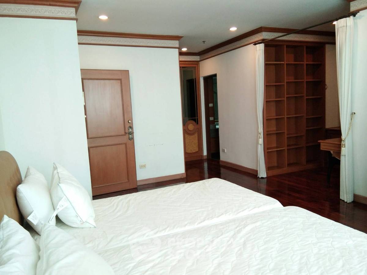picture 1-BR Condo at President Place near BTS Chit Lom (ID 882269) - 3/8