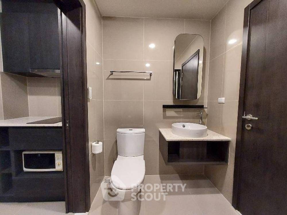 picture 1-BR Condo at XT Huaikhwang near MRT Huai Khwang (ID 577469) - 8/10