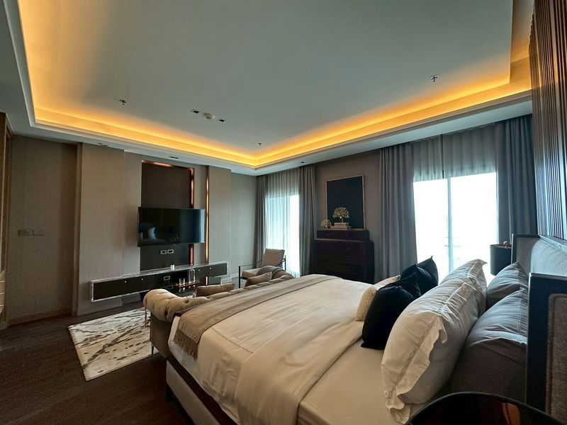 picture Luxury condo for sale, The Sea Sriracha, penthouse room, brand new, fully furnished, move in ready - 17/18