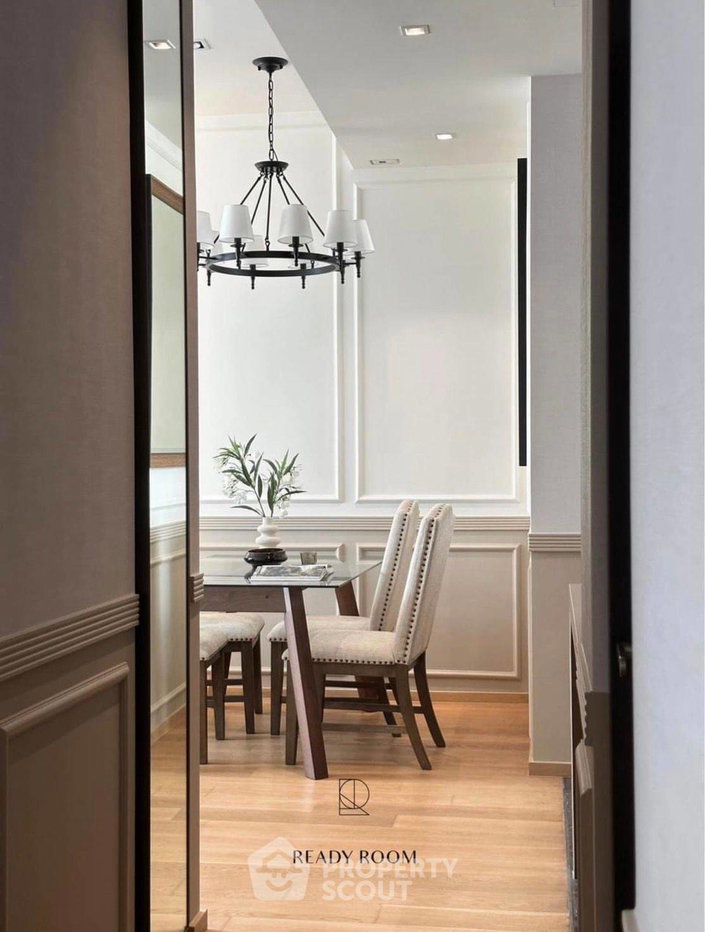 picture High-Floor 2-BR Condo At 28 Chidlom Near BTS Chit Lom (ID 1325196) - 18/19