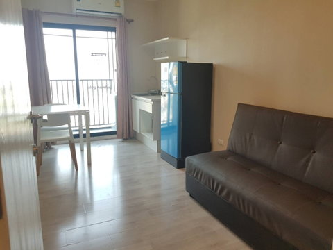 for rent : Plum condo Central Station Phase2