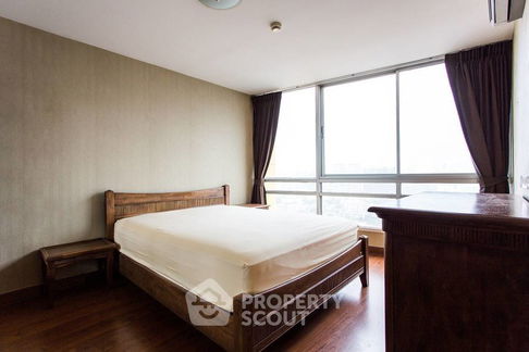 1-BR Condo at The Zest Ladprao Condominium near MRT Lat Phrao (ID 384184)