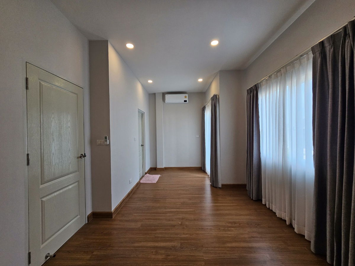 รูป ทาวน์เฮาส์ สภาพใหม่ หลังมุม 4 ห้องนอน, 3 ห้องน้ำ, 2 ที่จอดรถ โครงการอภิทาวน์ ขอนแก่น - รูปที่ 11/18